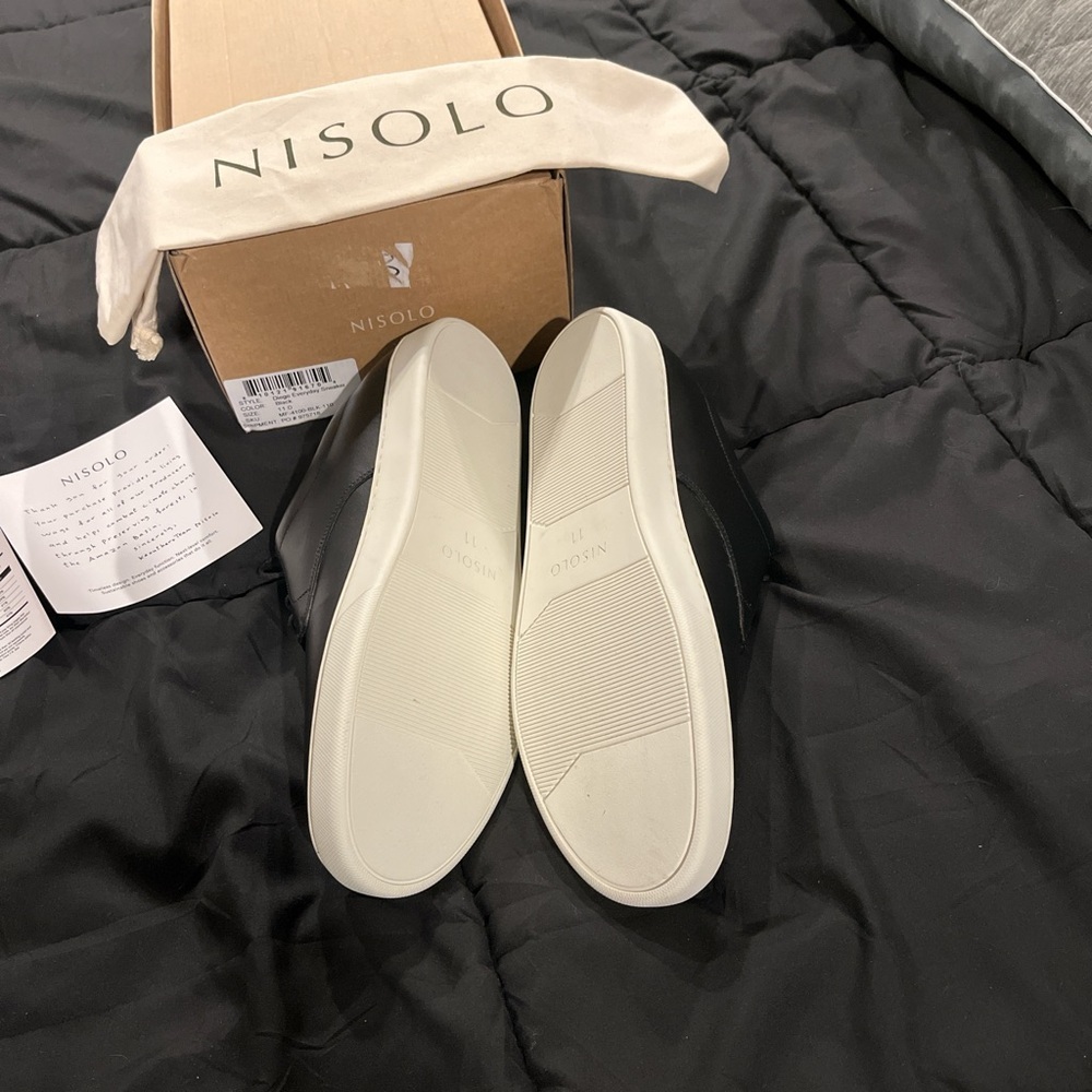 Nisolo Men's Black Leather Oxfords with White Soles - Picture 3 of 5